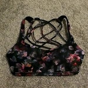 Lululemon Free To Be Bra Wild
Light Support